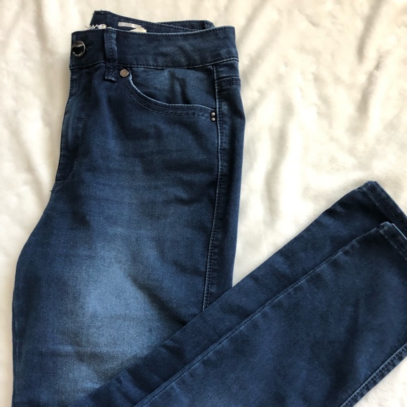 Rise Skinny Jeans Skin Fit Denim 